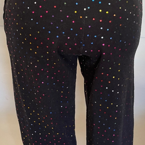 Champion sweatsuit stunningly cute buy from a veteran needs 5 dental implants - Picture 15 of 17